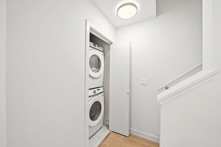 1038 Park Drive Vancouver, BC - 19