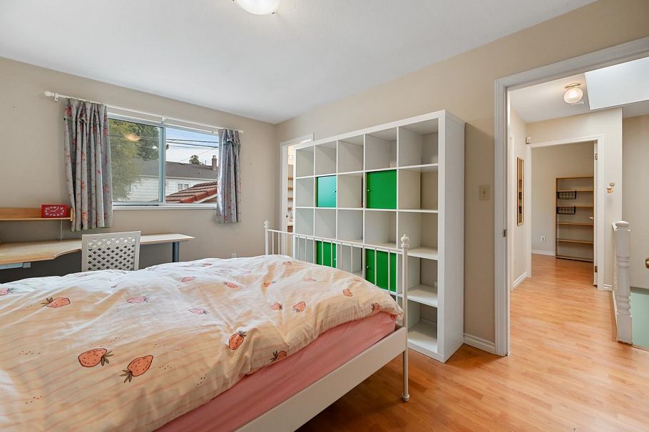 819 W 70th Avenue Vancouver, BC - 13
