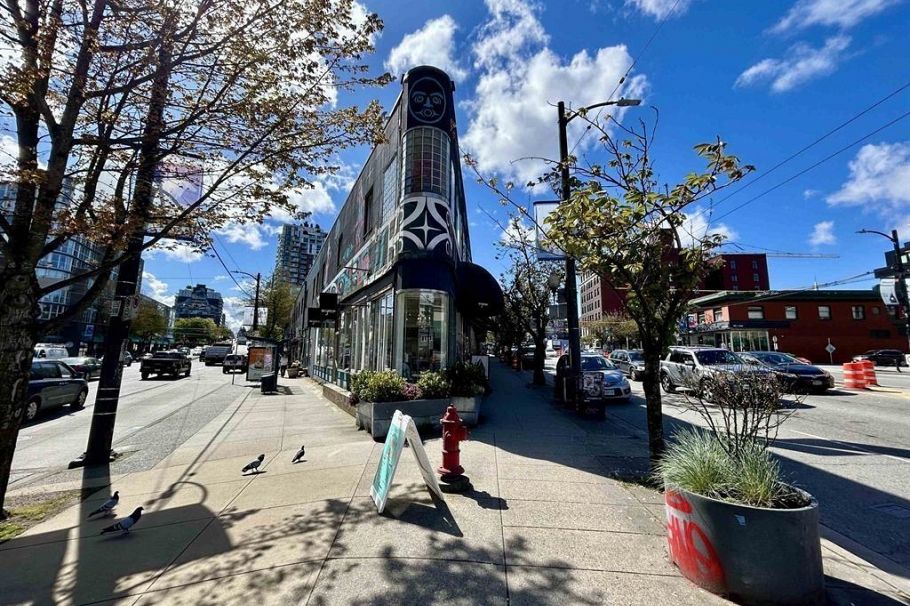 313 417 Great Northern Way Vancouver, BC - 25