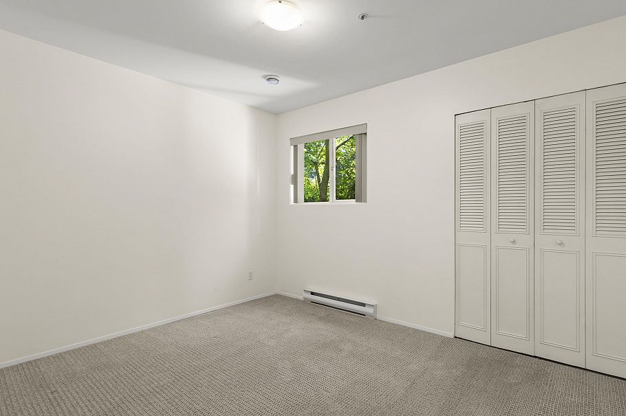 3622 W 8th Avenue Vancouver, BC - 32