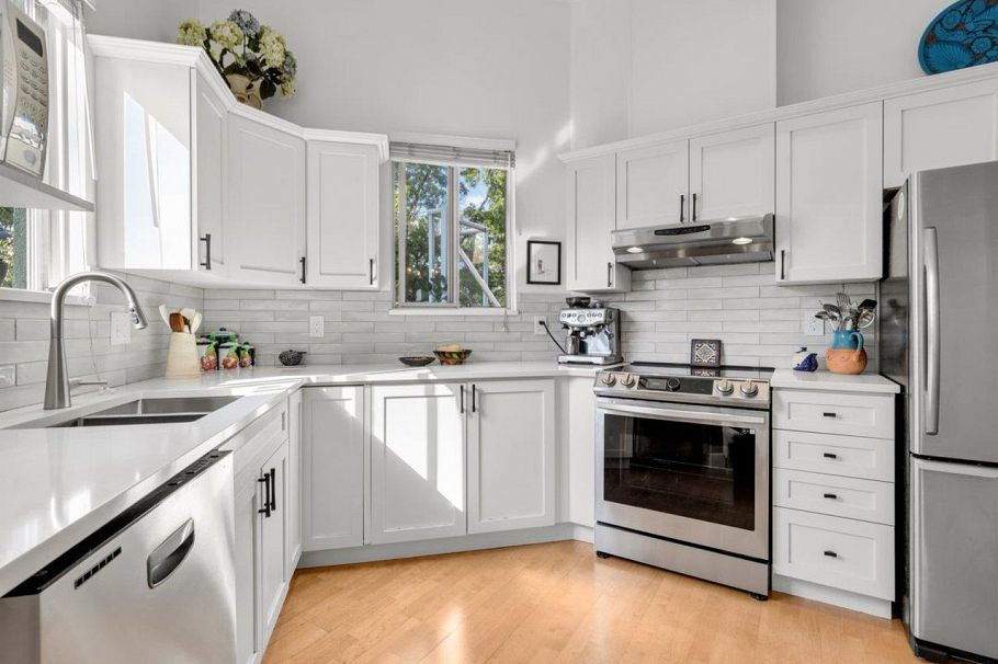 413 128 W 8th Street North Vancouver, BC - 12