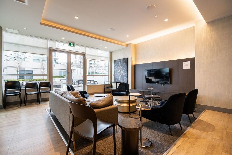 306 125 E 14th Street Vancouver, BC - 36