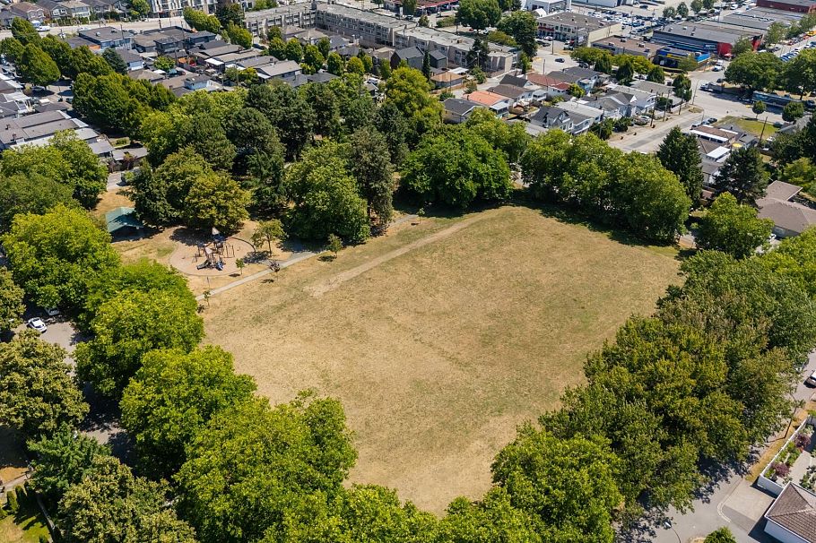 428 E 62nd Avenue Vancouver, BC - 15