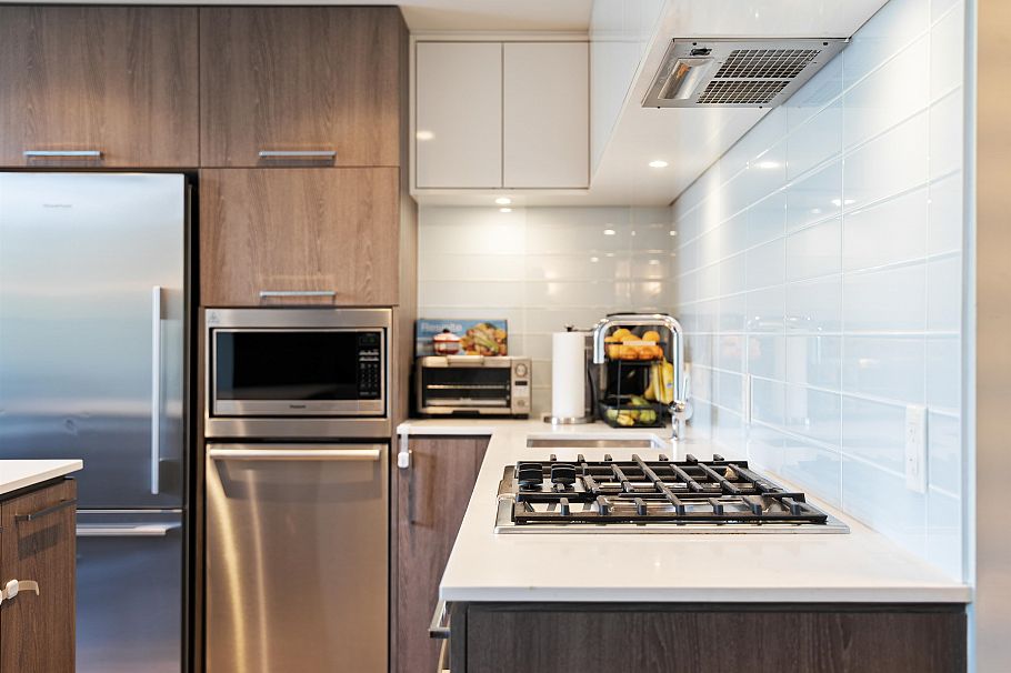 608 680 Seylynn Crescent North Vancouver, BC - 3