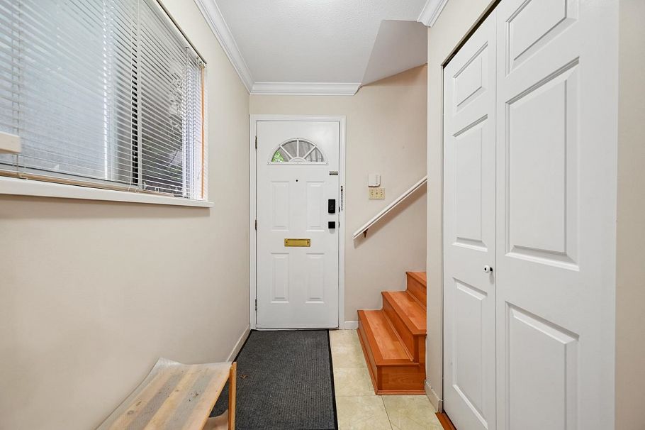 819 W 70th Avenue Vancouver, BC - 12