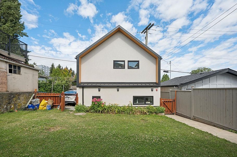3559 Lakewood Street Vancouver, BC - 24