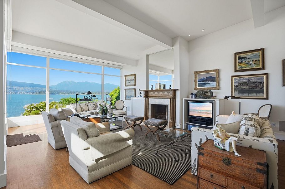 2565 Point Grey Road Vancouver, BC - 15