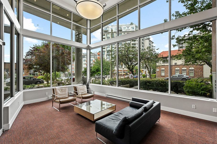 311 298 E 11th Avenue Vancouver, BC - 31