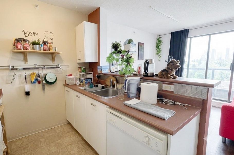 1109 3438 Vanness Avenue Vancouver, BC - 5