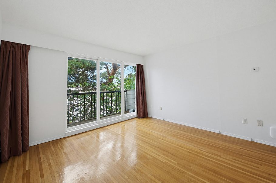 301 2125 W 2nd Avenue Vancouver, BC - 6