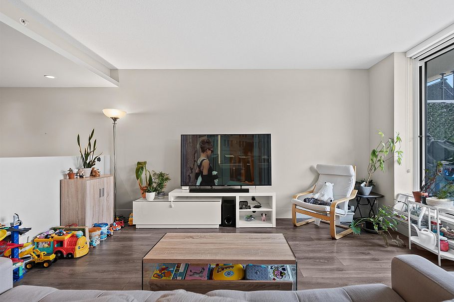 608 680 Seylynn Crescent North Vancouver, BC - 17
