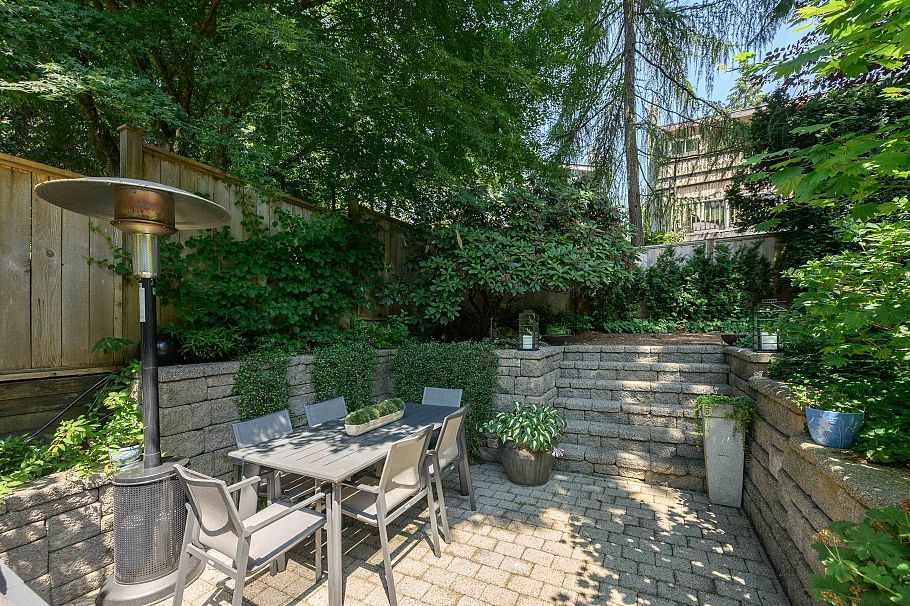 5544 Woodchuck Place North Vancouver, BC - 6