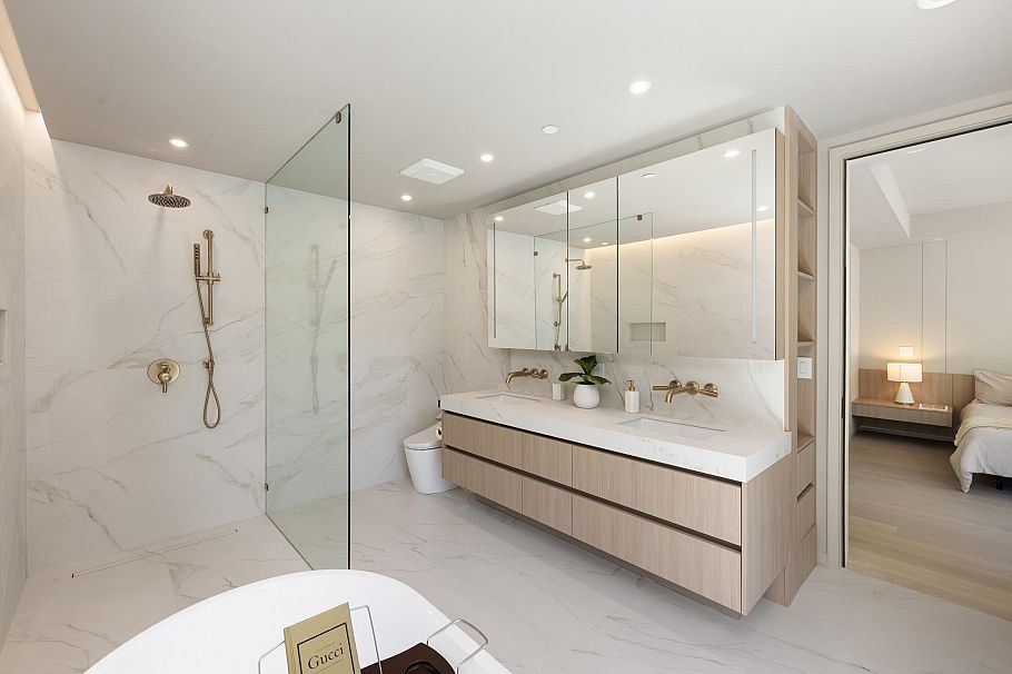 4090 W 31st Avenue Vancouver, BC - 18