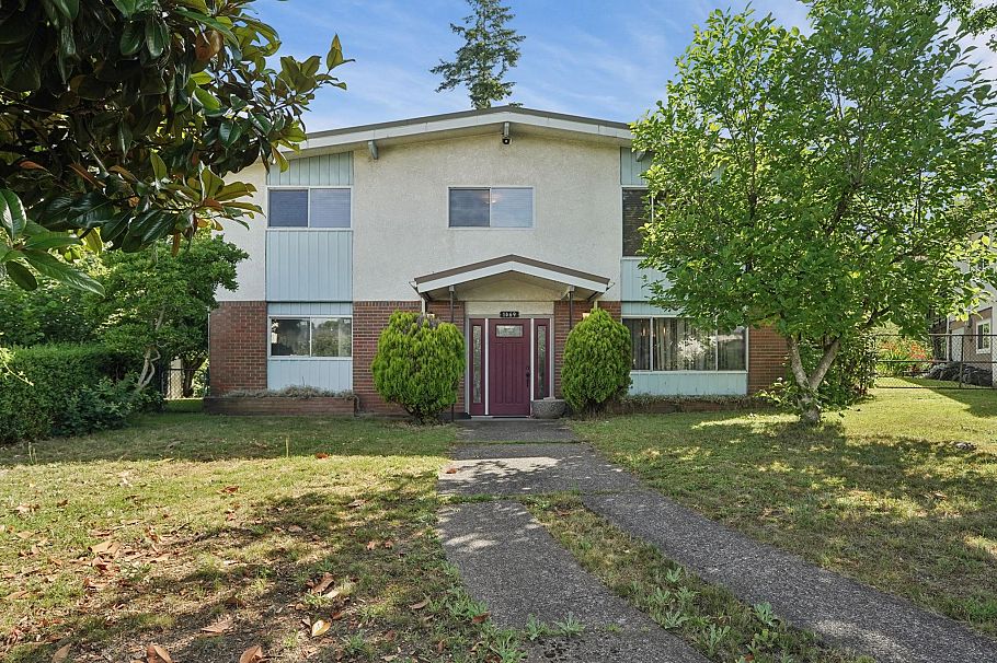 1469 E 17th Avenue Vancouver, BC - 1