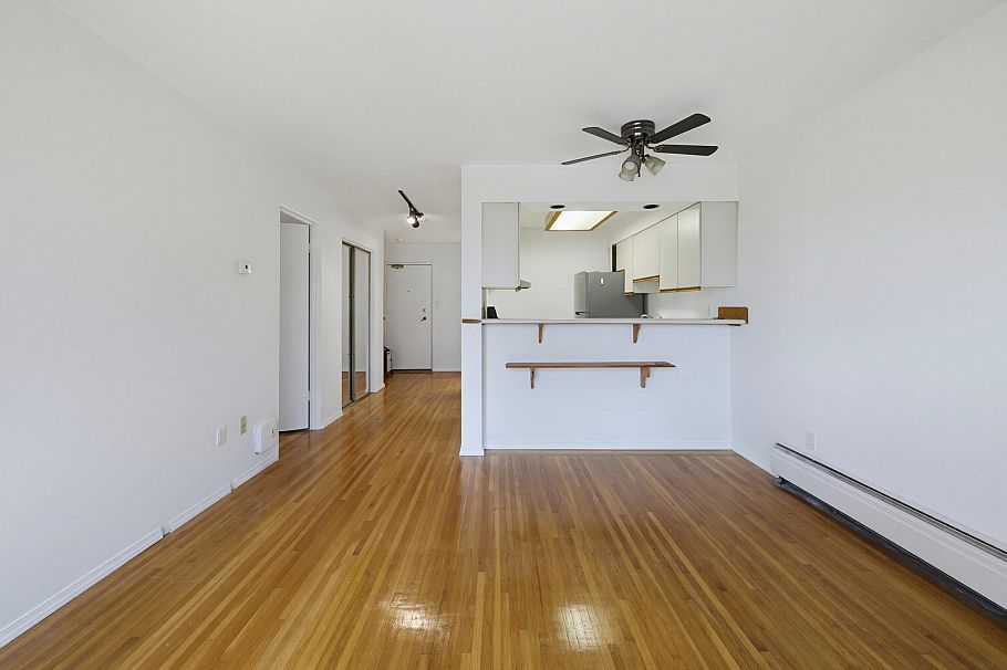 301 2125 W 2nd Avenue Vancouver, BC - 4