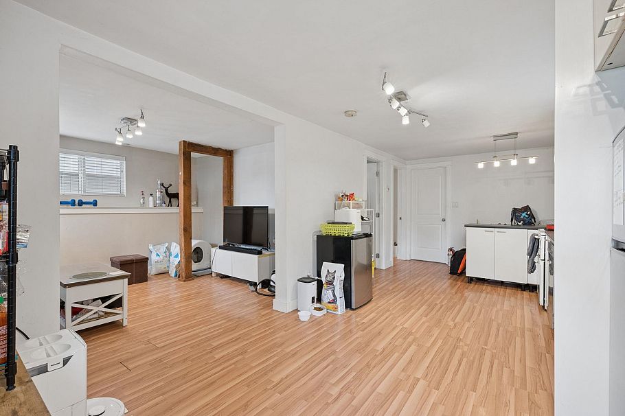 3559 Lakewood Street Vancouver, BC - 16
