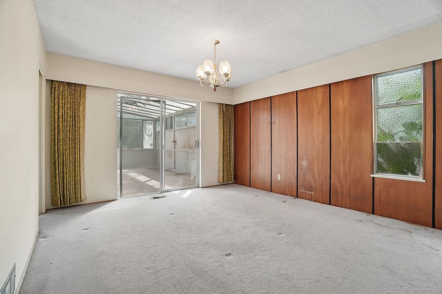 1469 E 17th Avenue Vancouver, BC - 3