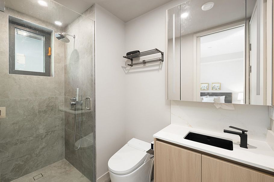 4090 W 31st Avenue Vancouver, BC - 21