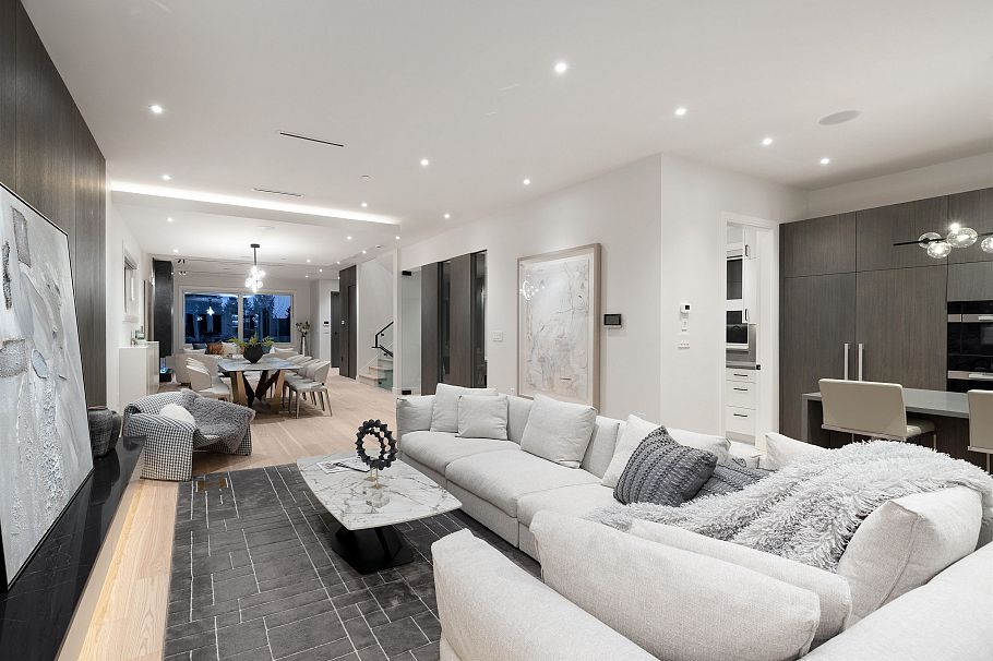 838 E 14th Street North Vancouver, BC - 5