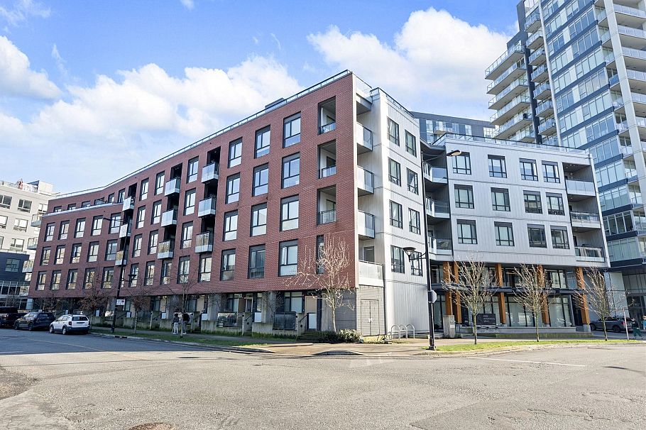 411 8508 Rivergrass Drive Vancouver, BC - 3
