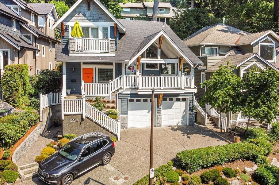 1074 Kilmer Road North Vancouver, BC - 1
