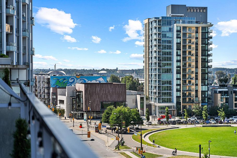 608 680 Seylynn Crescent North Vancouver, BC - 12