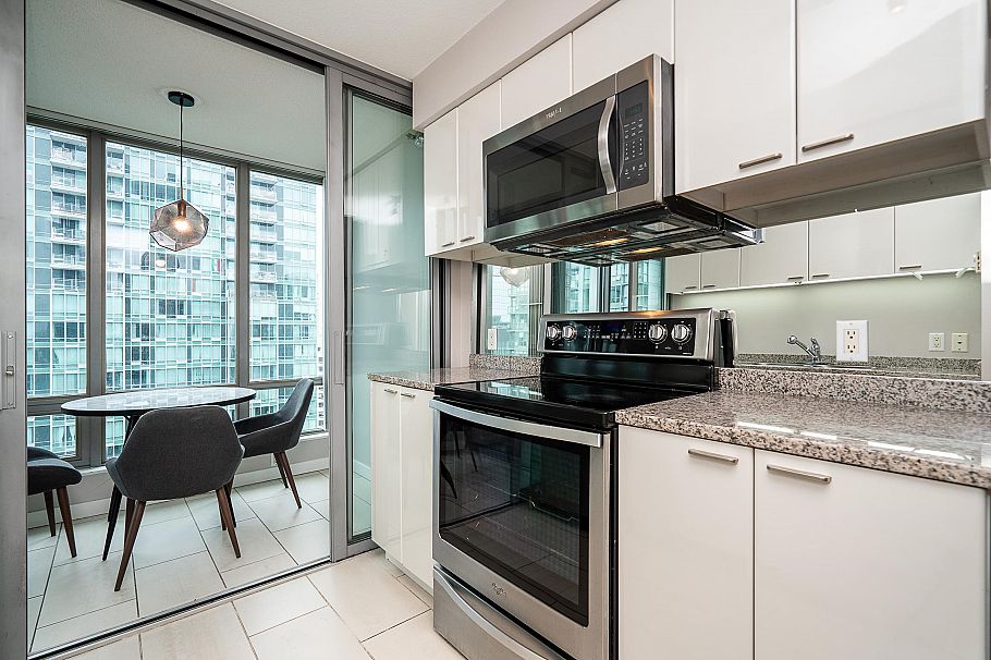 2604 1288 W Georgia Street Vancouver, BC - 7