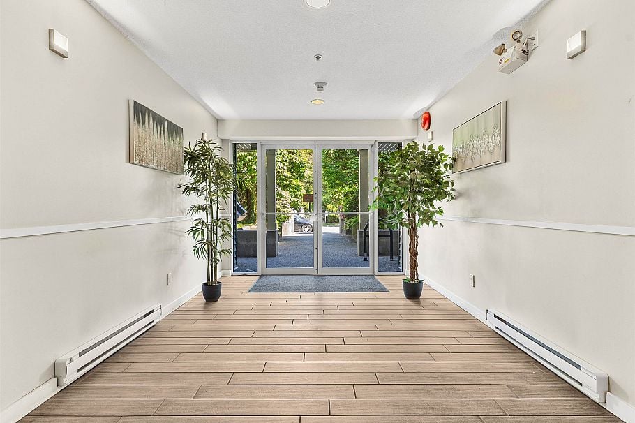 204 876 W 16th Avenue Vancouver, BC - 37