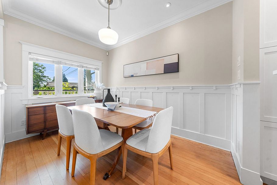 396 E Keith Road North Vancouver, BC - 8