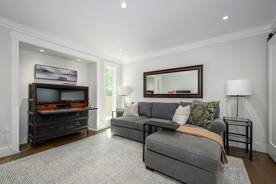 5544 Woodchuck Place North Vancouver, BC - 10