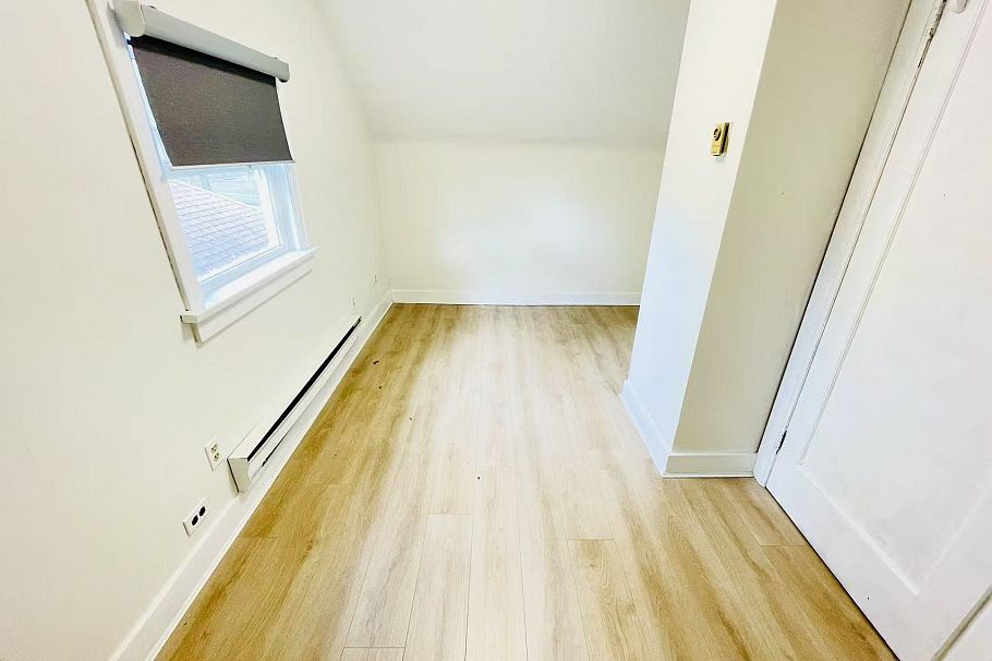 922 Park Drive Vancouver, BC - 17