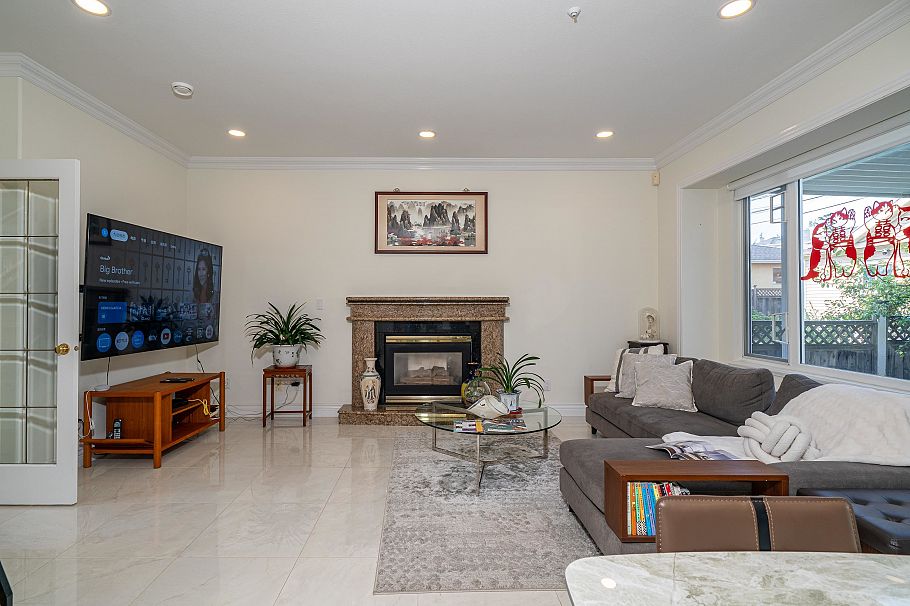 763 W 64th Avenue Vancouver, BC - 8