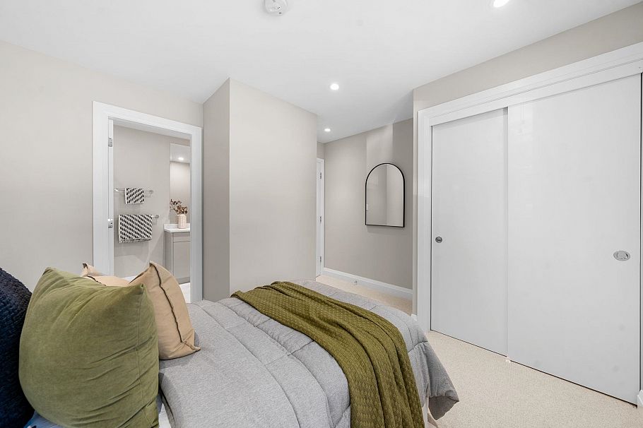 1776 Medwin Place North Vancouver, BC - 20