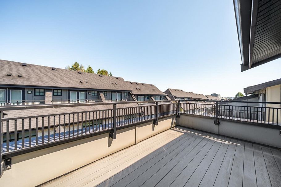 1038 Park Drive Vancouver, BC - 24