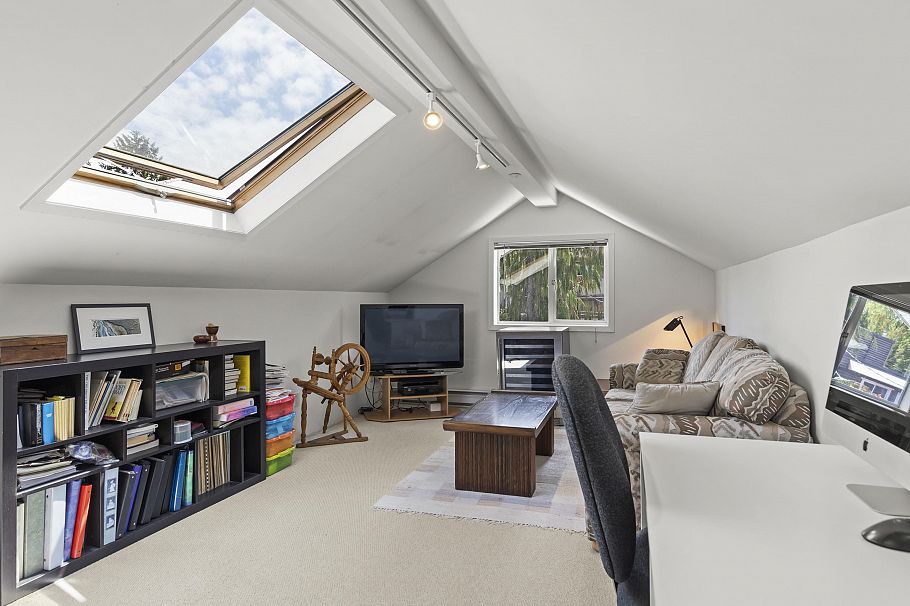 3622 W 8th Avenue Vancouver, BC - 23