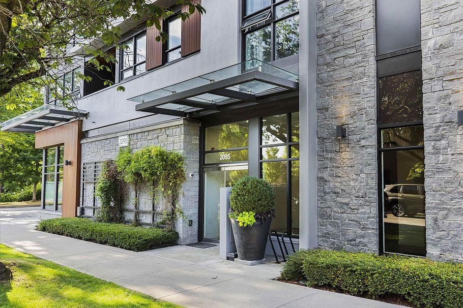 203 2095 W 44th Avenue Vancouver, BC - 2