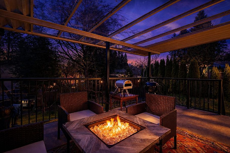 2333 Kirkstone Road North Vancouver, BC - 36