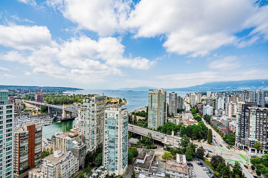2901 1455 Howe Street Vancouver, BC - 9