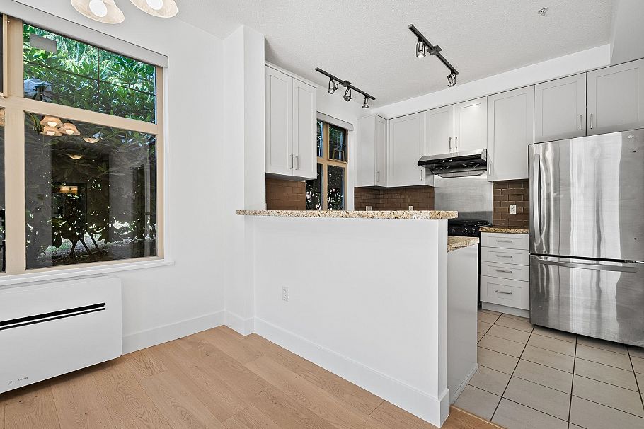 103 4885 Valley Drive Vancouver, BC - 11