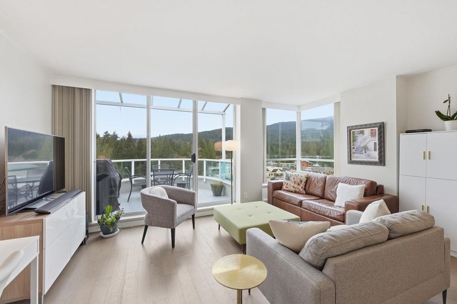 1004 995 Roche Point Drive North Vancouver, BC - 2