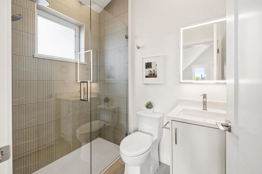 2 2528 Turner Street Vancouver, BC - 26