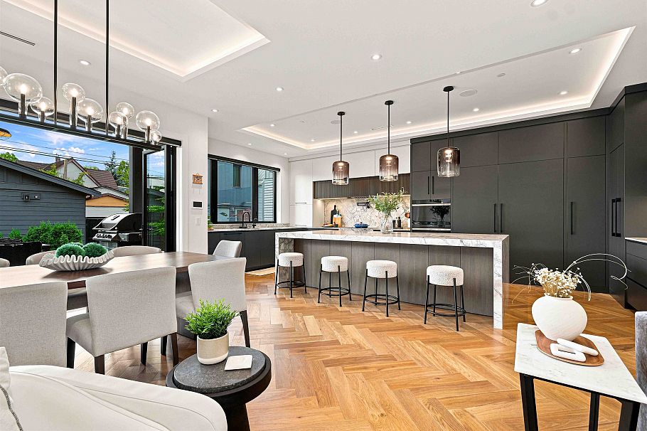 264 E 17th Avenue Vancouver, BC - 6