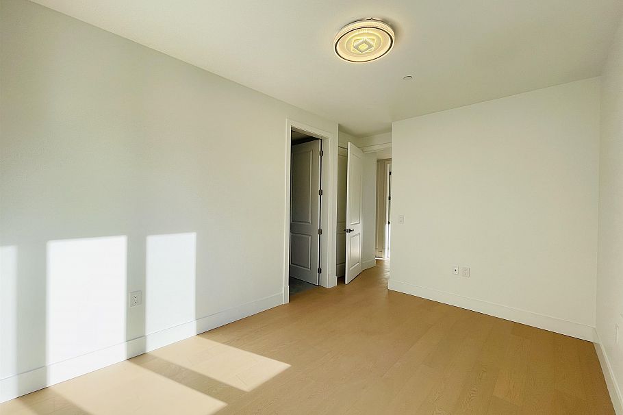 1 2452 Harrison Drive Vancouver, BC - 4