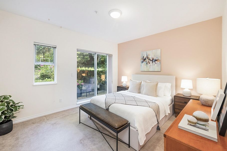 206 678 W Queens Road North Vancouver, BC - 24