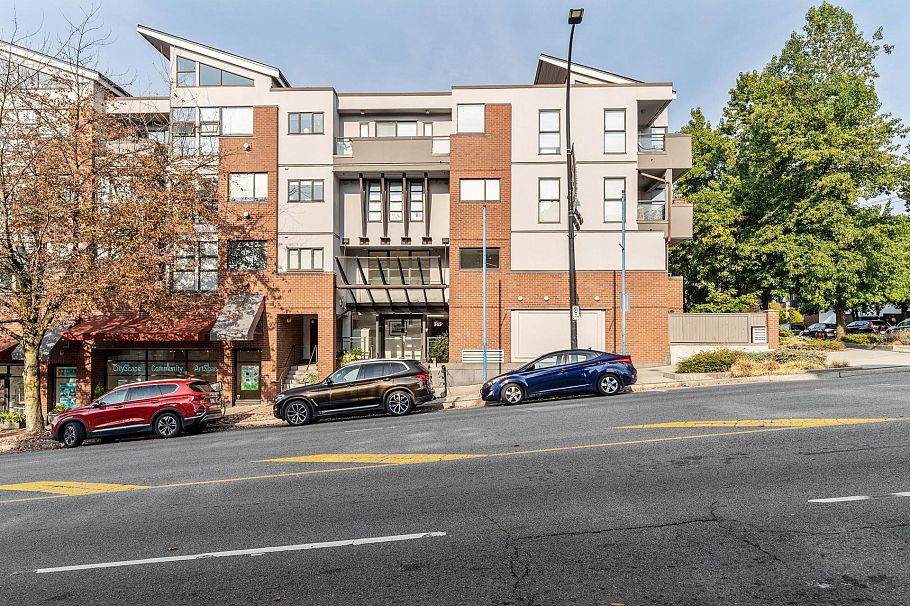 411 345 Lonsdale Avenue North Vancouver, BC - 30