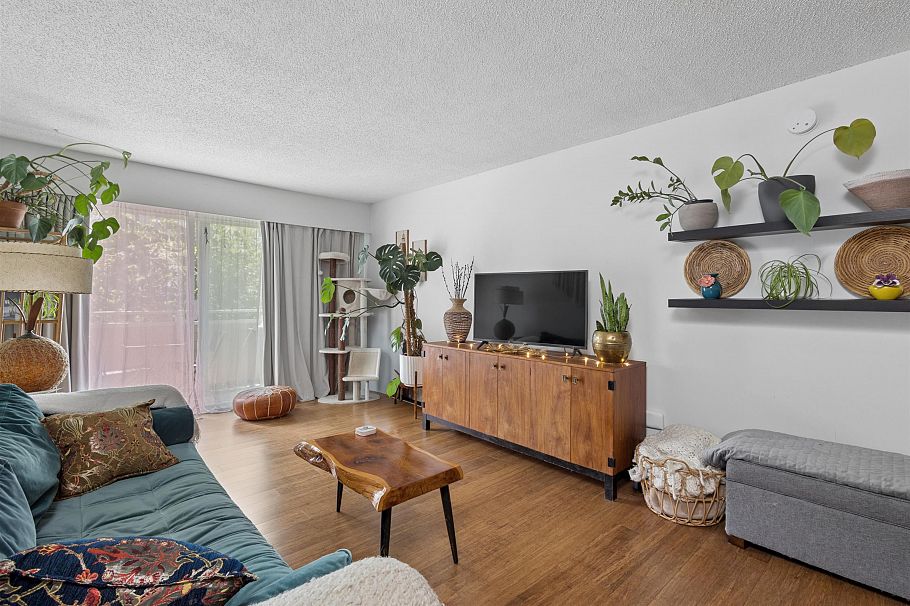 319 750 E 7th Avenue Vancouver, BC - 2