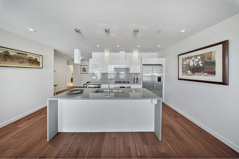 203 2095 W 44th Avenue Vancouver, BC - 6