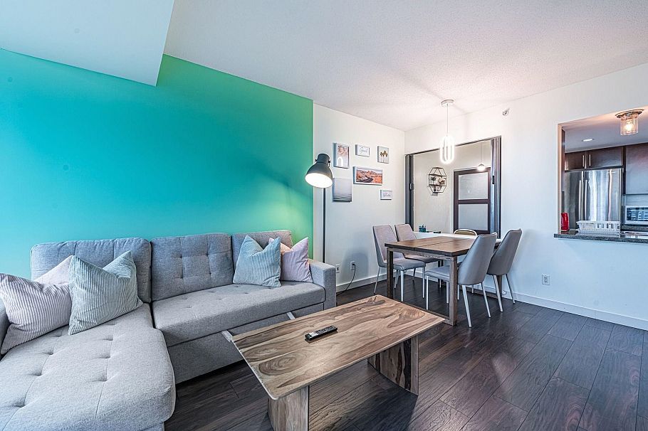 2209 58 Keefer Place Vancouver, BC - 10