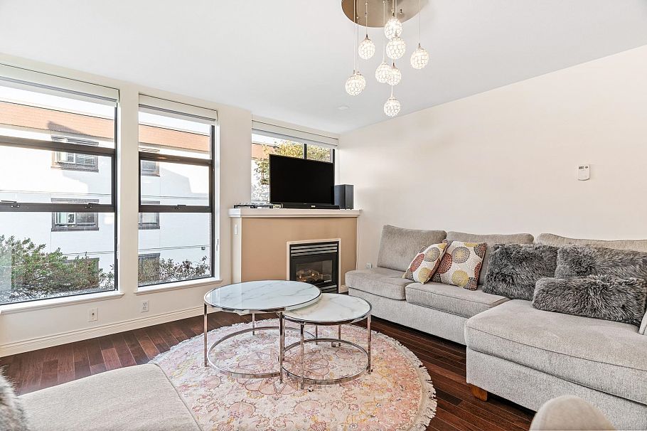 411 345 Lonsdale Avenue North Vancouver, BC - 5