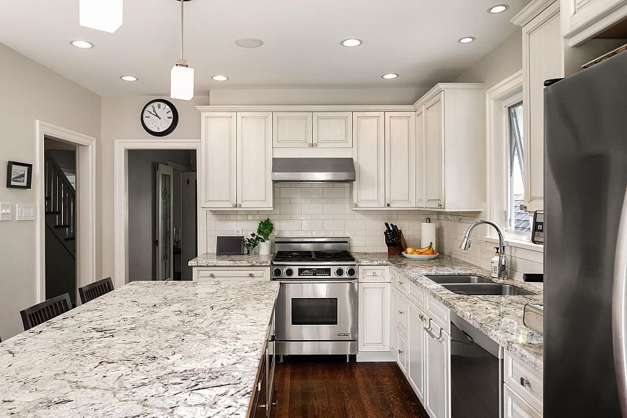 5808 Olympic Street Vancouver, BC - 14